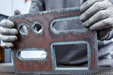 金属平面加工的得力干将，去毛刺、倒角、拉丝护航