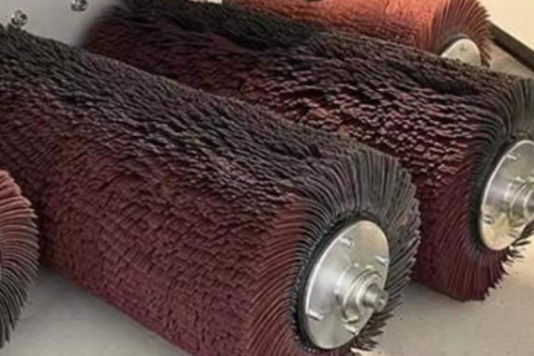 金属平面加工的得力伙伴，精准去毛刺、倒角、拉丝